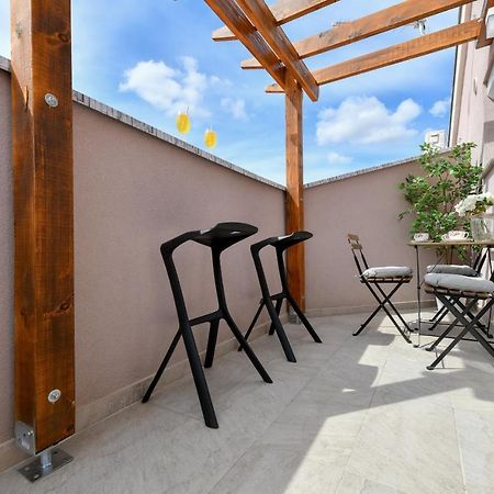 Modern Holiday Apartment "Libra" With Swimming Pool Posedarje Exterior foto