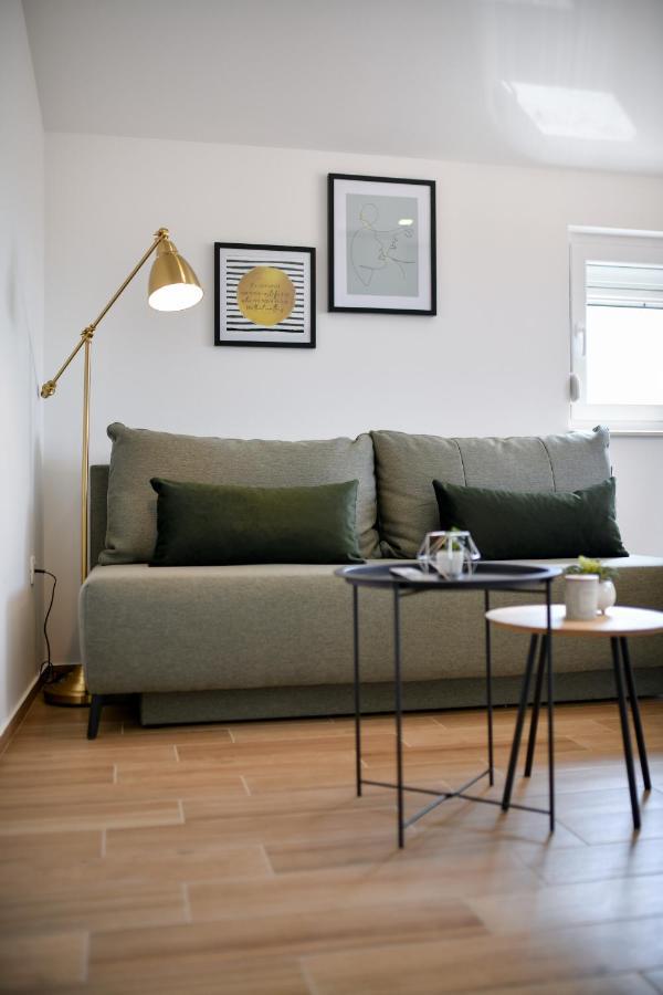 Modern Holiday Apartment "Libra" With Swimming Pool Posedarje Exterior foto